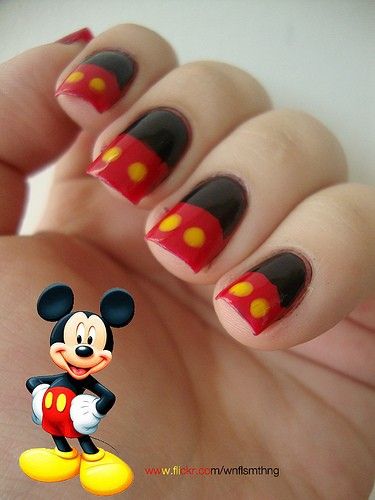 Ingenious Mickey Mouse Nail Art Designs