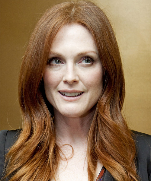 11 Julianne Moore Hairstyles, Hair Cuts and Colo