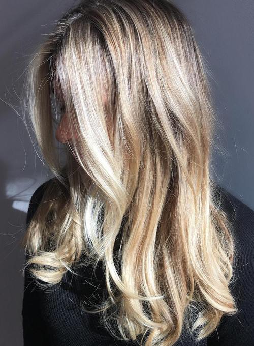 40 Cute Long Blonde Hairstyles for 20