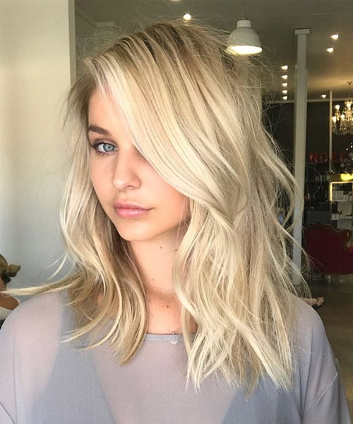 Trendy Long Blonde Hairstyles for Women to Look Pretty | Styles Be