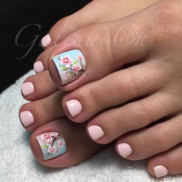 50 Exciting Pedicure Ideas to Shake Things Up | Pretty toe nails .
