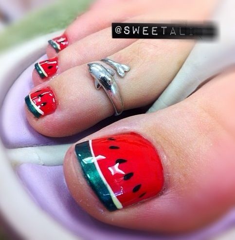12 Lovely Ideas for Your Toenail Designs You Can Try | Vernis à .