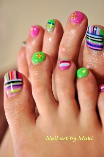 12 Lovely Ideas for Your Toenail Designs You Can Try | Zomerse .
