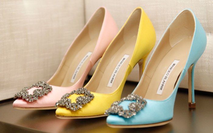 Retailers Dish on the Massive Impact of Manolo Blahnik's Hangisi .