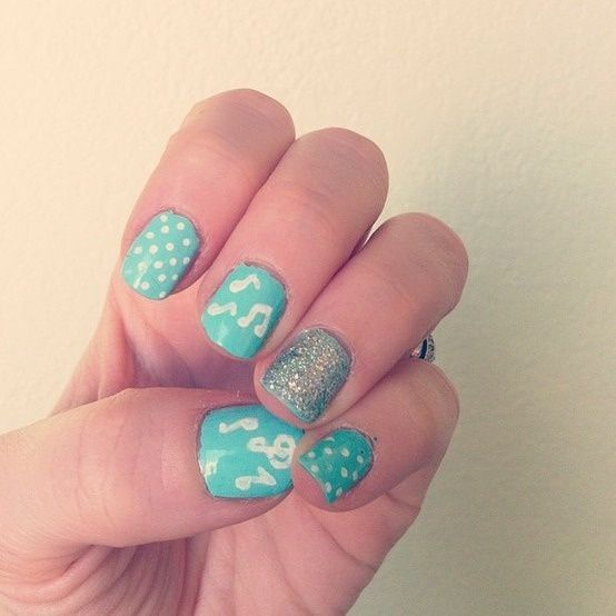 Music Manicure for You to Rock | Music nails, Cute nails, Super .