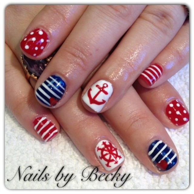 20 Nautical Themed Nail Arts You Will Like - Pretty Desig