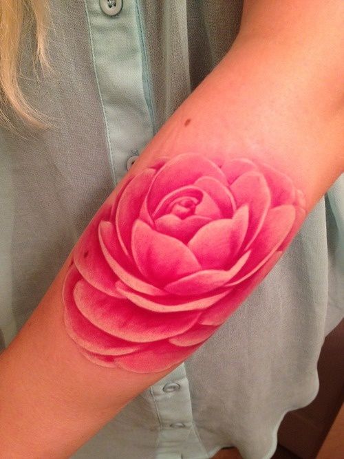 no line tattoo | Pink flower tattoos, Tattoos, Line tatto