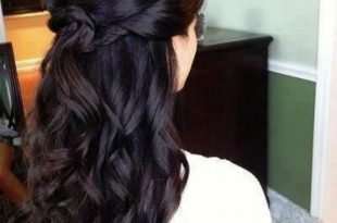 16 Overwhelming Half Up Half Down Wedding Hairstyles | Half up .