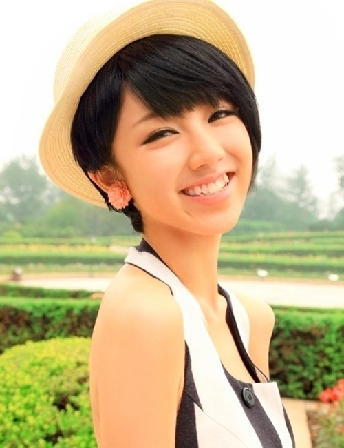 30 Cute Short Haircuts for Asian Girls 2020 - Chic Short Asian .