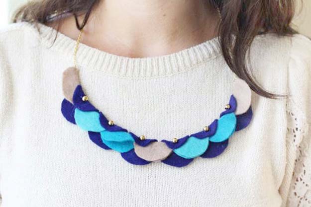 30 Cool and Easy DIY Necklac