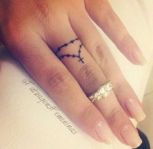 50 Beautiful Finger Tattoo for Women - For Creative Jui