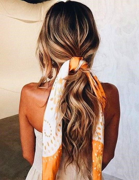 Pretty Bandana Hairstyles That Give Girls A Vintage And Cute Lo