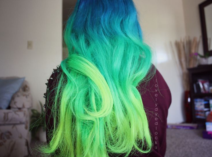 Rainbow Hairstyles You Will Want to Copy
  Right Now