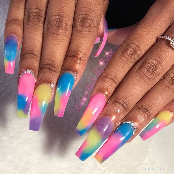 50 Stunning Rainbow Nail Art Designs and Ideas – Page 28 – Tiger Fe
