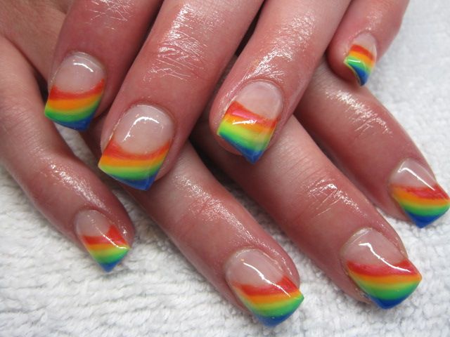 19 Amazing Rainbow Nail Art Designs - Pretty Desig