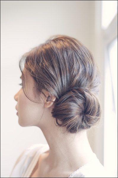 12 Romantic Buns You Must Have for Summer - Pretty Desig