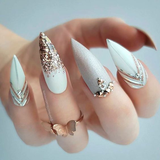 30 Romantic Nail Designs and Ideas for Valentine's Day – Page 15 .