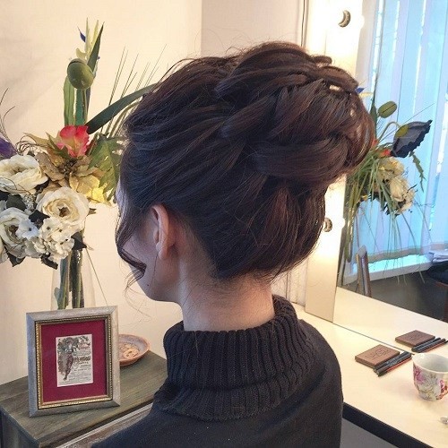 Simple Easy But Stylish Top Knots for Summer - Haircut Cra