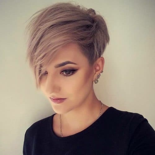 Straight Hairstyles for Short Hair