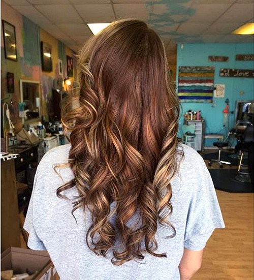 Stylish Brown Chocolate Hair with Blonde Highlights | Styles Week