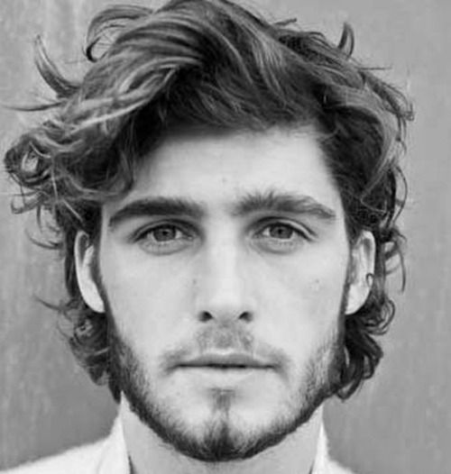 31 Cool Wavy Hairstyles For Men (2020 Guide) | Wavy hair men .