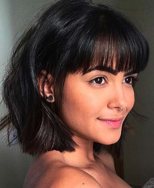 22 Styles to Wear Short Hair with Bangs - Hairs.Lond