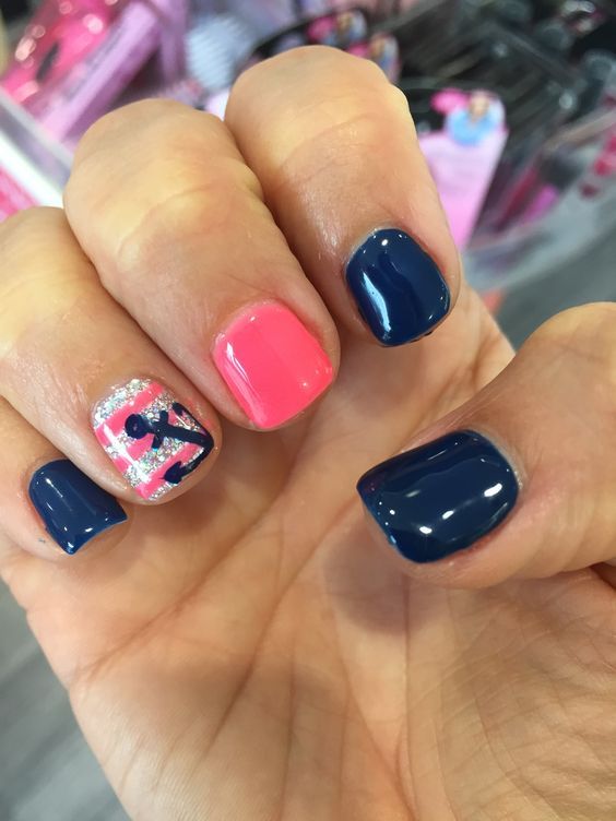 Summer Nail Designs to Have: Nautical
  Nails