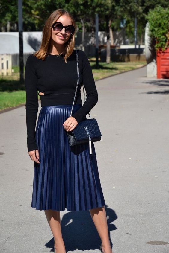New navy blue metallic pleated midi length women skirt metalic .