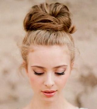 15 Top Knot Hairstyles from Pinterest | StyleCast