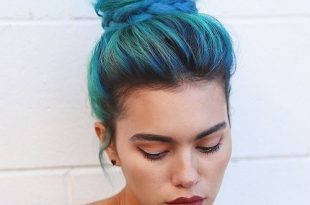 Best 35 Top Knot Bun Ideas on TheRightHairstyl