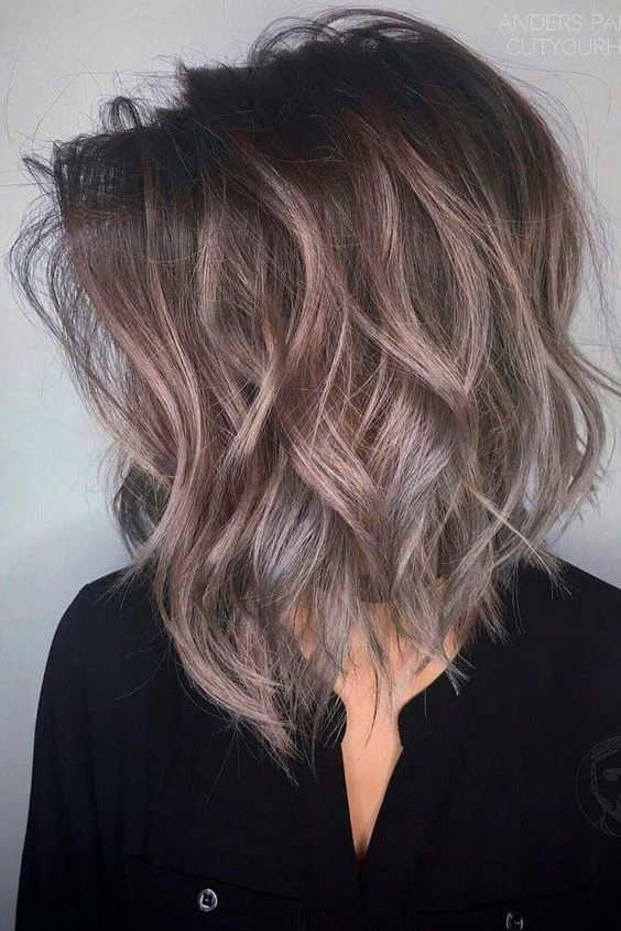 10 Trendy Medium Hairstyles & Top Color Designs 20