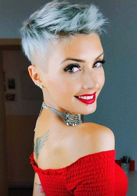 20 Short Trendy Pixie Haircuts 2019 - Short Hair Mode