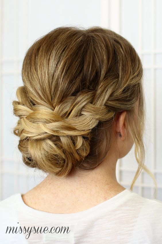 25 Chic Braided Updos for Medium Length Hair | Frisuren, Frisur .