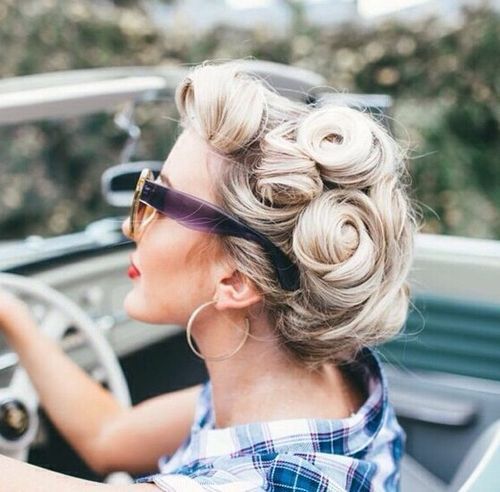 30 Iconic Retro and Vintage Hairstyl