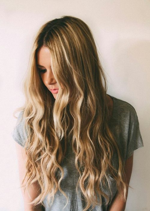 photo from Tumblr | Long wavy hair, Hair inspiration, Hair loo