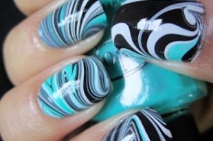 18 Ways to Make DIY Water Marble Nail Looks - Pretty Desig