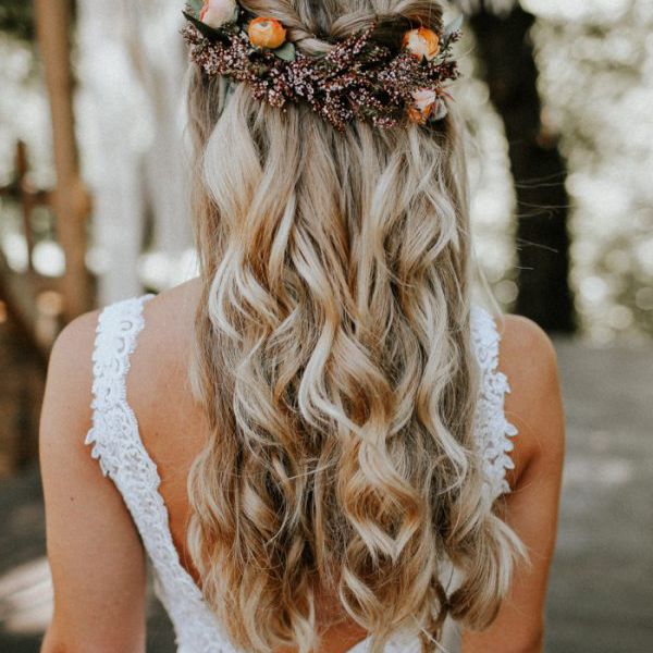 27 Gorgeous Half Up Half Down Wedding Hairstyl