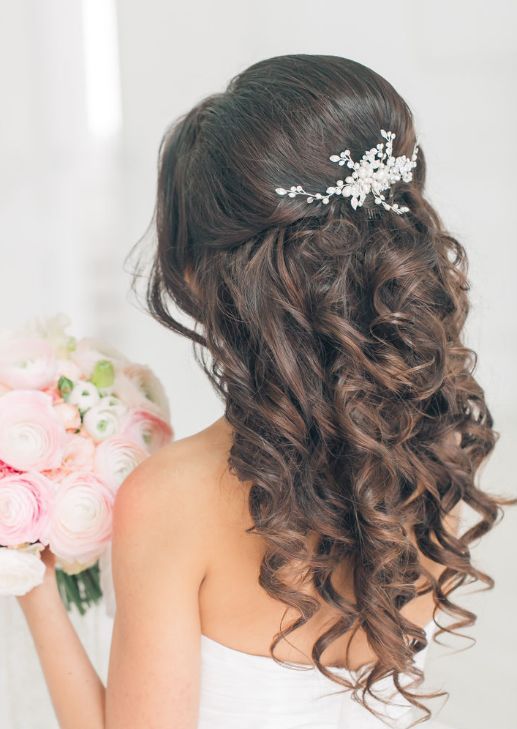 18 Beautiful Hairstyles For Long Hair Engageme