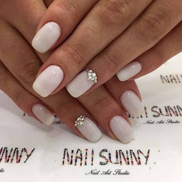 Pretty Wedding Nail Ideas for Brides-to-Be | Simple wedding nails .