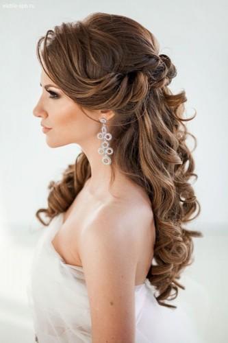 Essential Guide to Wedding Hairstyles For Long Hair | Wedding Forwa