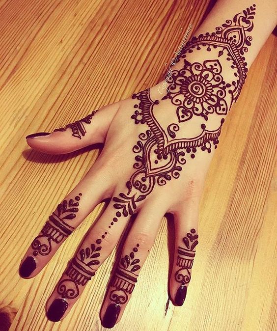 30 Most Beautiful Temporary Henna Tattoos For Women - AWESOME T