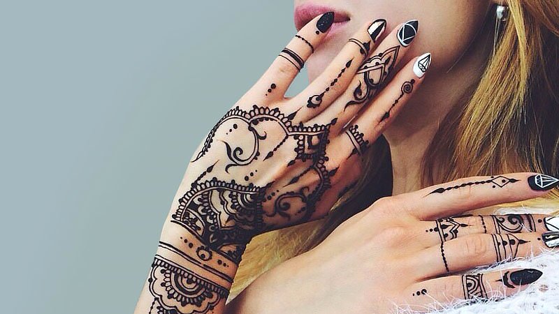 Beautiful Henna Tattoo Designs for Woman
