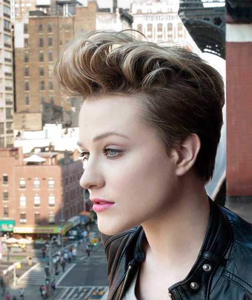 Attractive Pixie Haircuts for Beautiful Wom