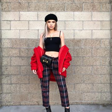 Alissa Violet: Clothes, Outfits, Brands, Style and Looks | Spote