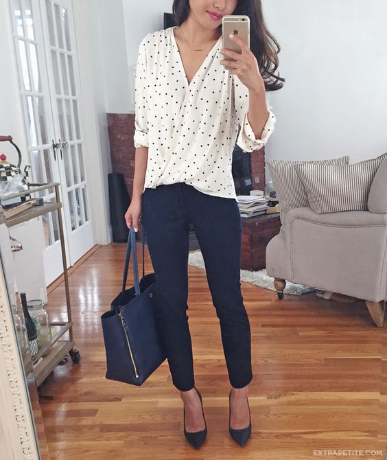 13 Perfect Casual Work Outfit Ideas - Pretty Designs | Casual work .