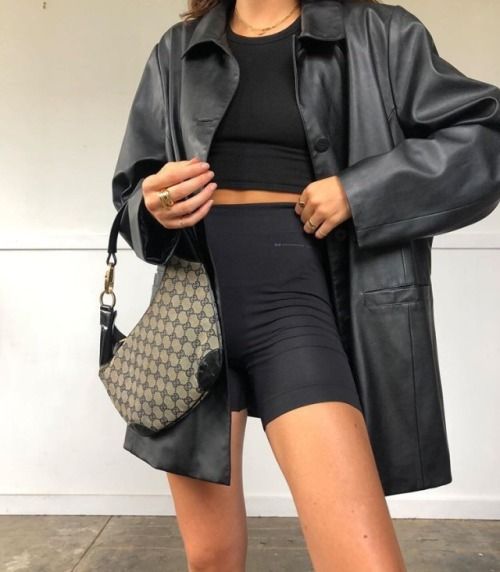 Daily Fashion and Style Inspo - pinned at February 20 2020 at 01 .