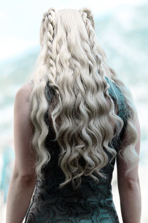 Every Iconic 'Game Of Thrones' Hairstyle | Khaleesi hair, Daenerys .