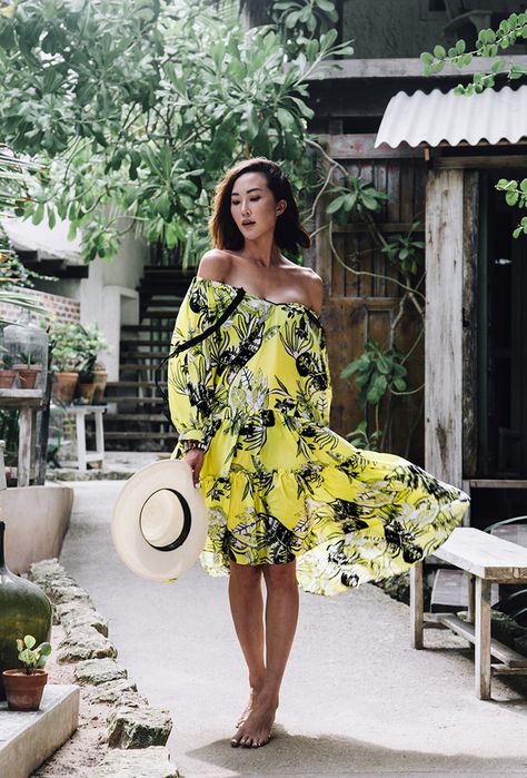 35 Ways to Wear Tropical Prints—Even if You're Not on Vacation .