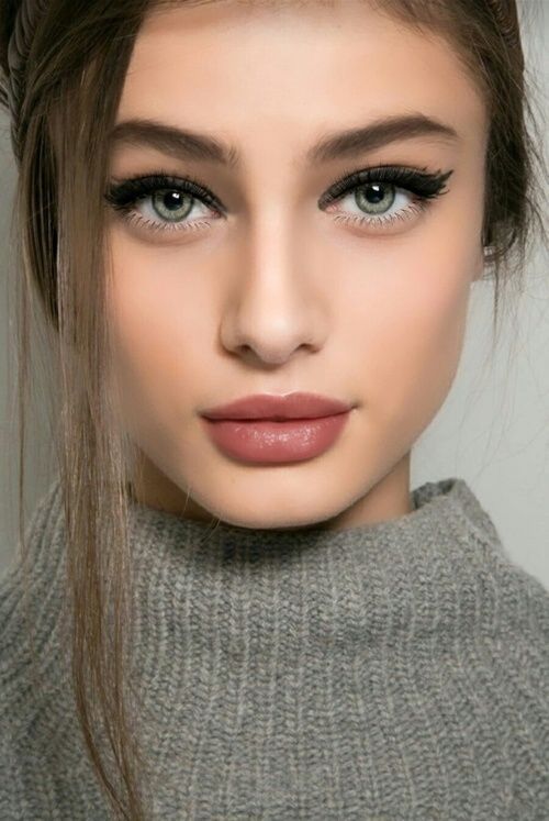 Bold Brows Natural Makeup 10 in 2020 | Hooded eye makeup, Spring .