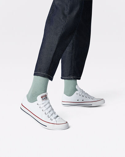 Chuck Taylor All Star: Low & High Top. Converse.c